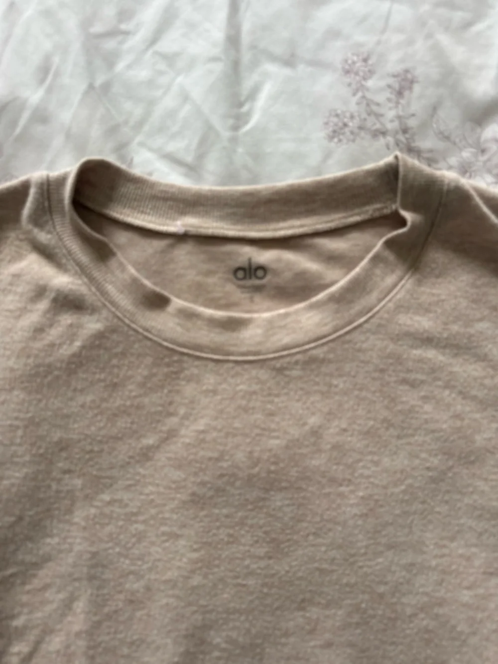 ALO Yoga | Glimpse in Putty Heather Nude Beige Longsleeve Sweater - S